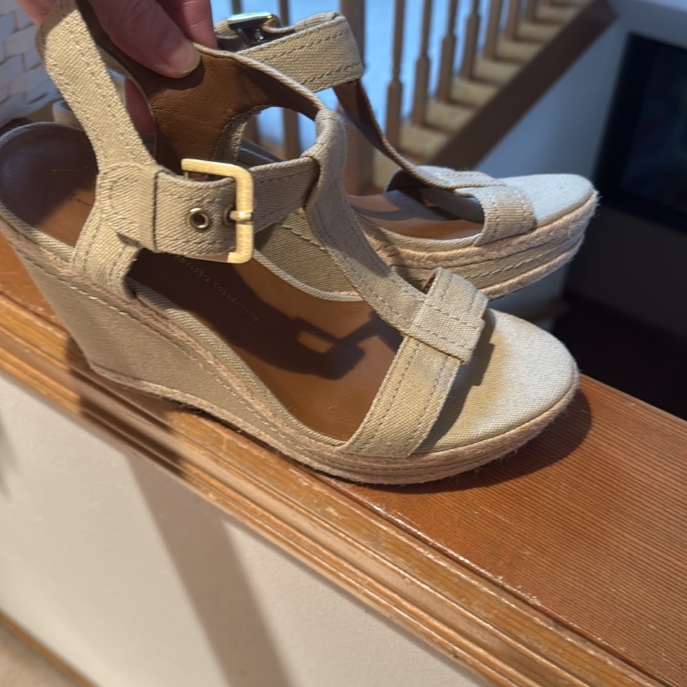 Franco Sarto wedge heels Ambrosia Fabric upper 8M